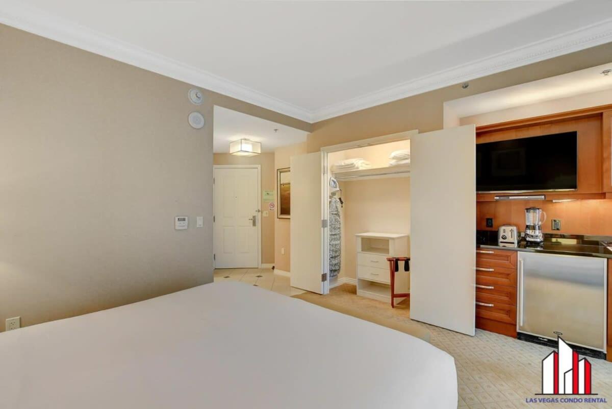Mgm Signature-18-703 Strip View Jacuzzi Studio لاس فيغاس المظهر الخارجي الصورة