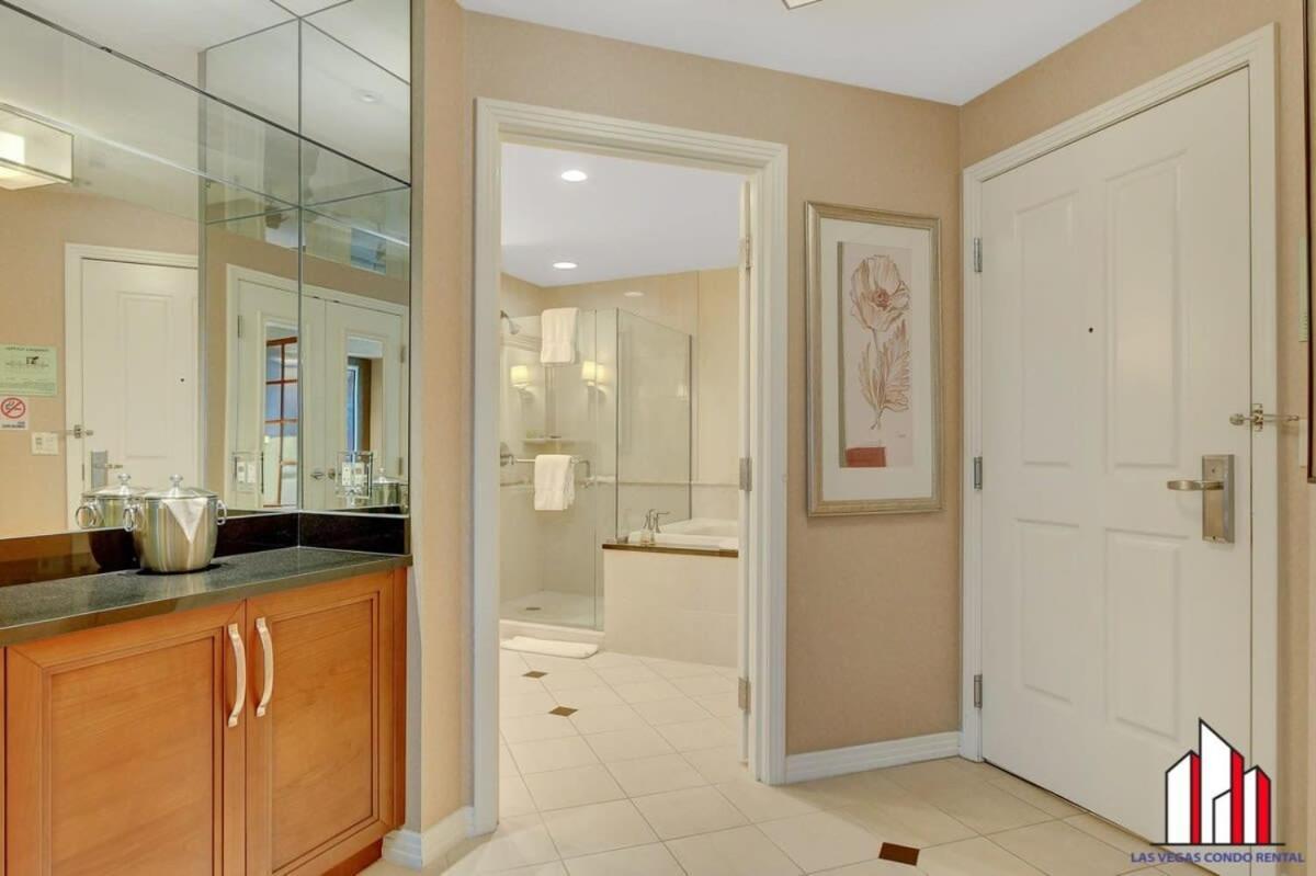 Mgm Signature-18-703 Strip View Jacuzzi Studio لاس فيغاس المظهر الخارجي الصورة