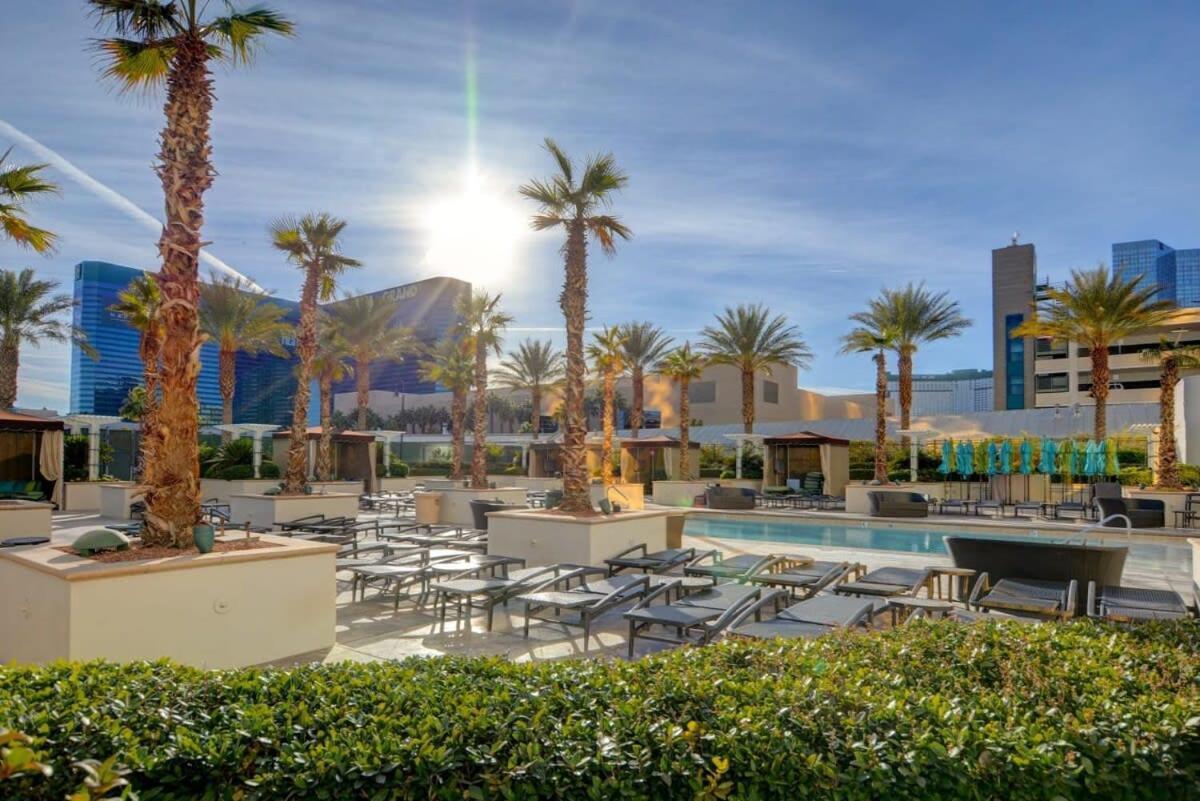 Mgm Signature-18-703 Strip View Jacuzzi Studio لاس فيغاس المظهر الخارجي الصورة